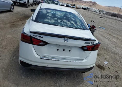 2022 Nissan Altima Sr из США, поврежденный, VIN 1N4BL4CV7NN337909